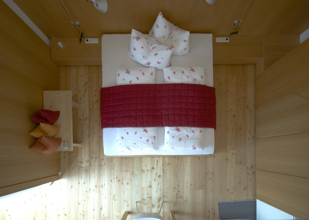 Appartments Markus Kofler Sexten Ruang foto