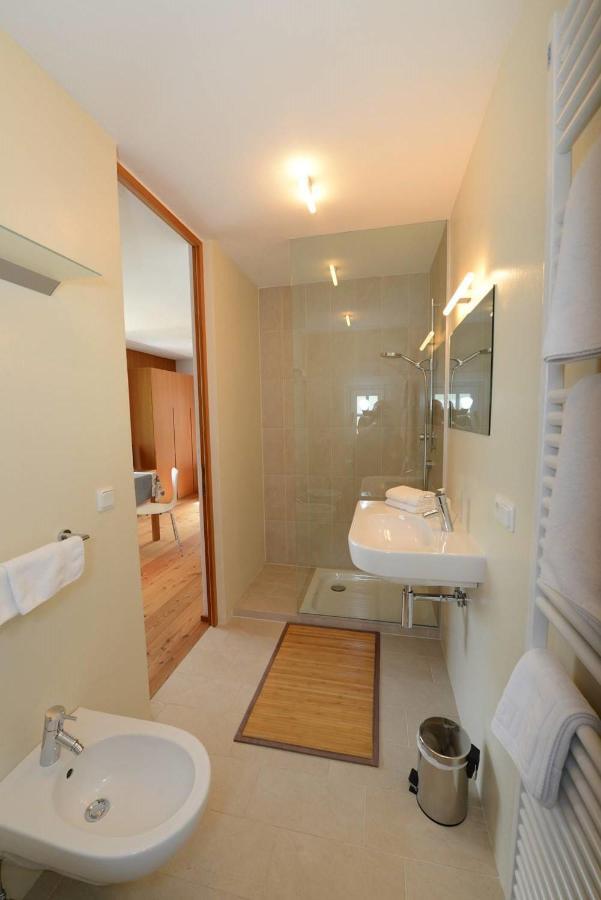 Appartments Markus Kofler Sexten Ruang foto